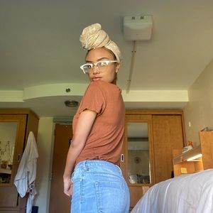 Meet your Posher, Deanna